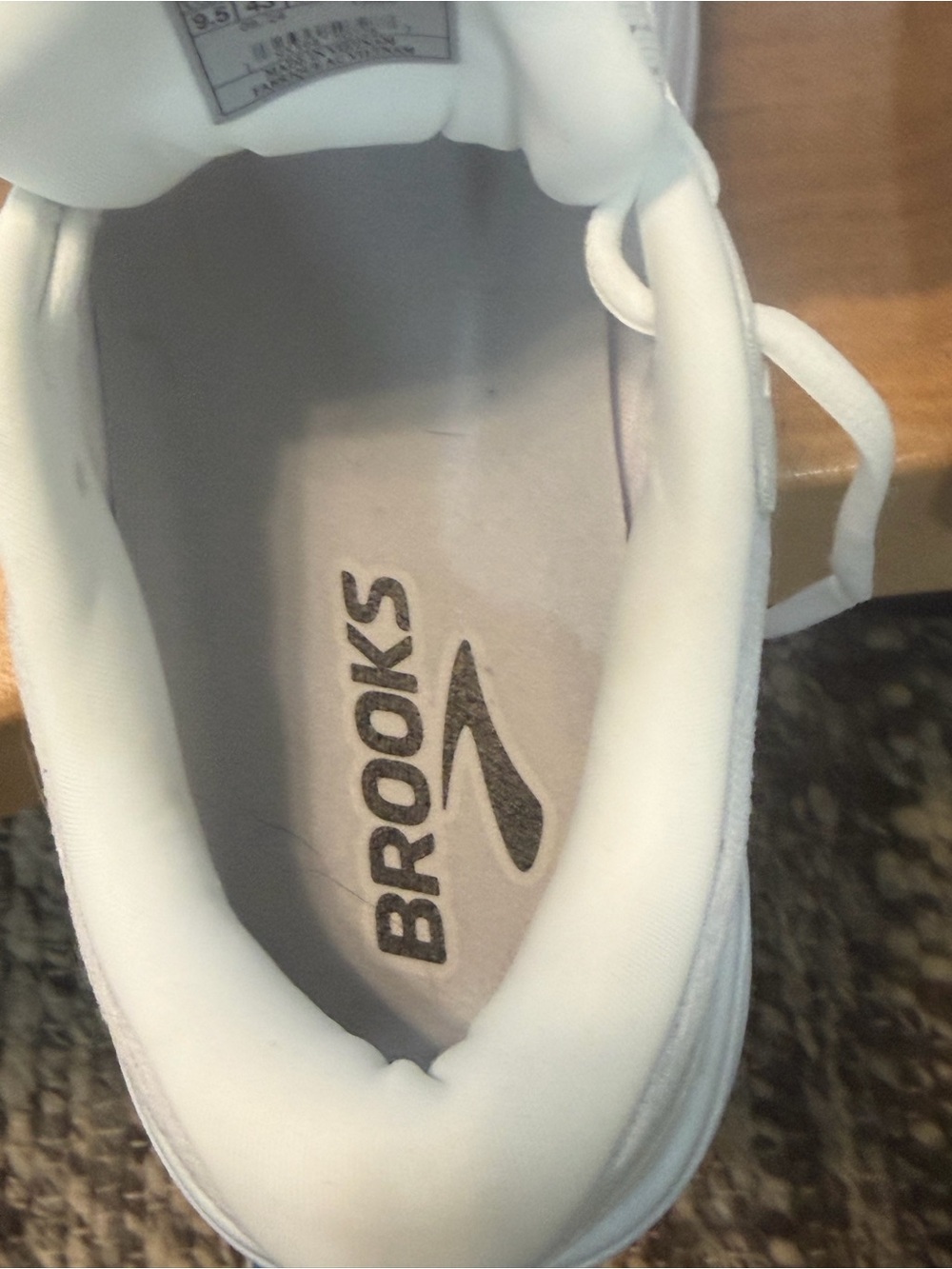 Brooks White Men's Running Sneakers with Subtle Gray Logo - Picture 10 of 10